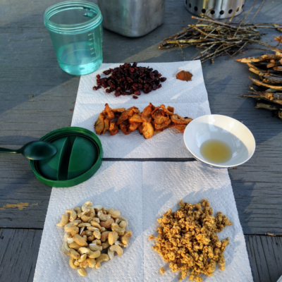 backpacking breakfast recipes - Cashew Crunch
